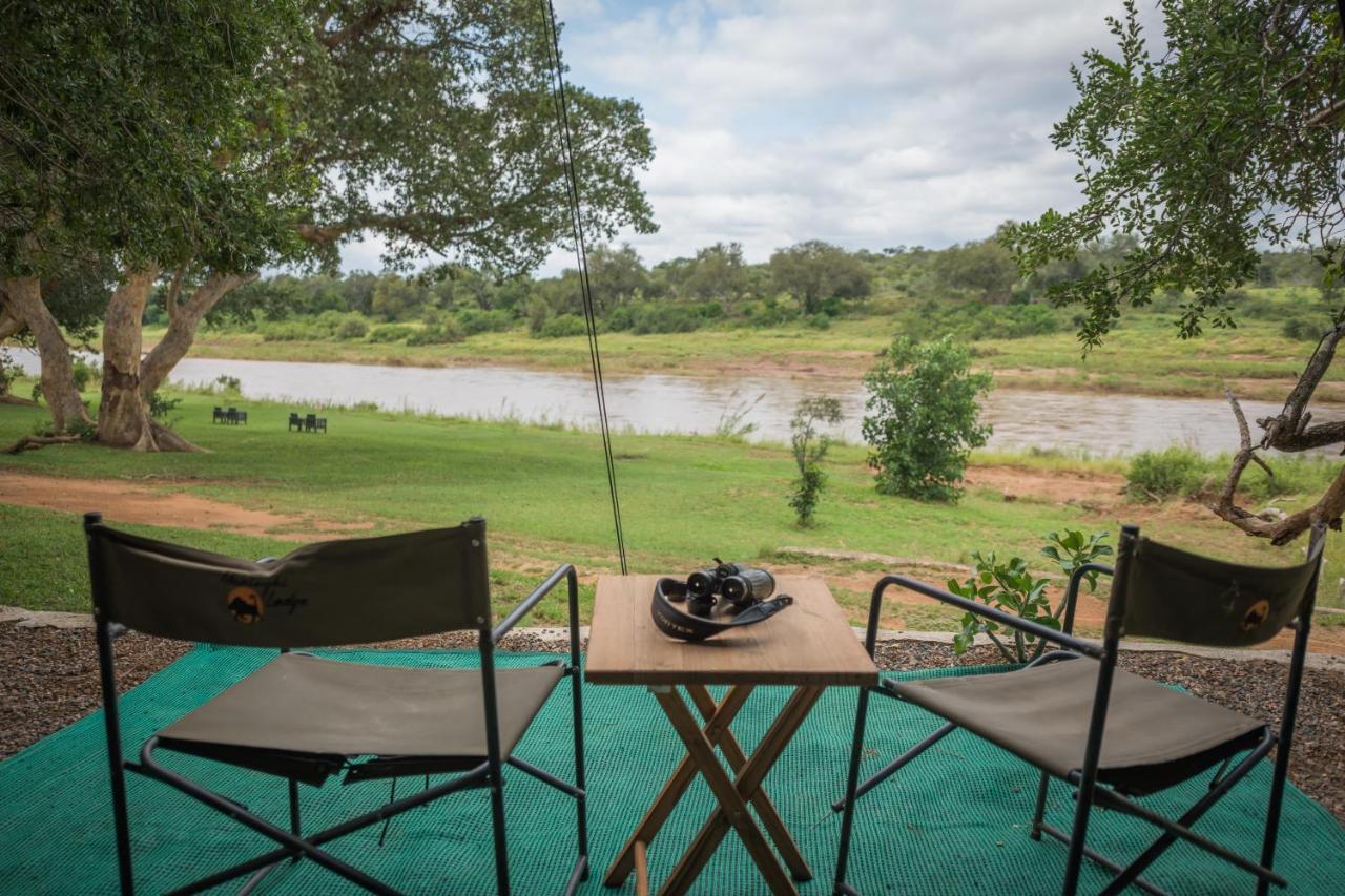 Maninghi Lodge Balule Game Reserve Exterior photo